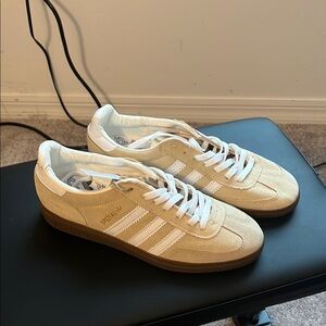 Adidas Originals Handball Spezial sneakers in Beige